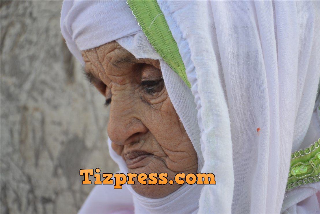 ندوة صحفية أمام منزل “ابا اجو” للكشف عن جرائم مافيا العقار (بيان ) ندوة صحفية أمام منزل “ابا اجو” للكشف عن جرائم مافيا العقار (بيان )