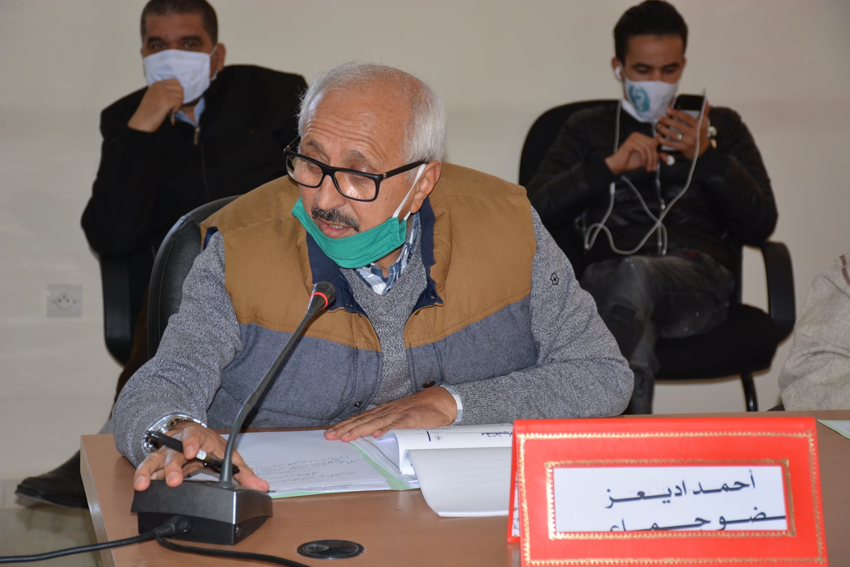 تيزنيت : “احمد اديعز” يطلب ادراج خمسة نقط في جدول اعمال دورة فبراير للمجلس الجماعي تيزنيت : “احمد اديعز” يطلب ادراج خمسة نقط في جدول اعمال دورة فبراير للمجلس الجماعي