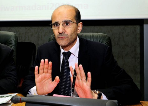 الأزمي يستقيل من رئاسة المجلس الوطني والأمانة العامة الأزمي يستقيل من رئاسة المجلس الوطني والأمانة العامة