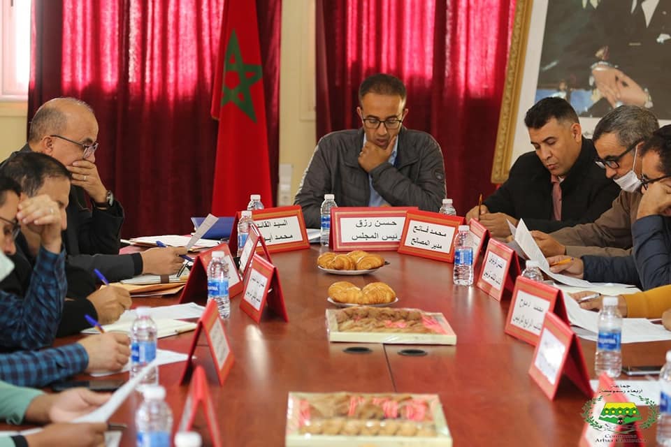 تيزنيت : الحالة الكارثية للطريق الجهوية 115 تثيرها أشغال الدورة الإستثنائية لجماعة ارسموكن تيزنيت : الحالة الكارثية للطريق الجهوية 115 تثيرها أشغال الدورة الإستثنائية لجماعة ارسموكن