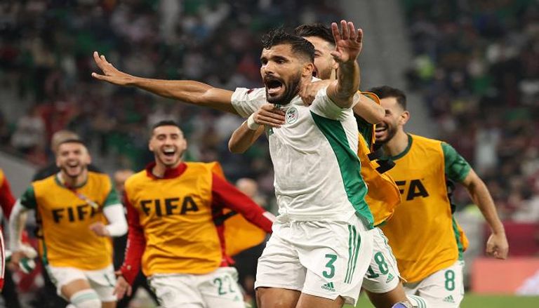الجزائر الى نهائي كأس العرب على حساب قطر الجزائر الى نهائي كأس العرب على حساب قطر