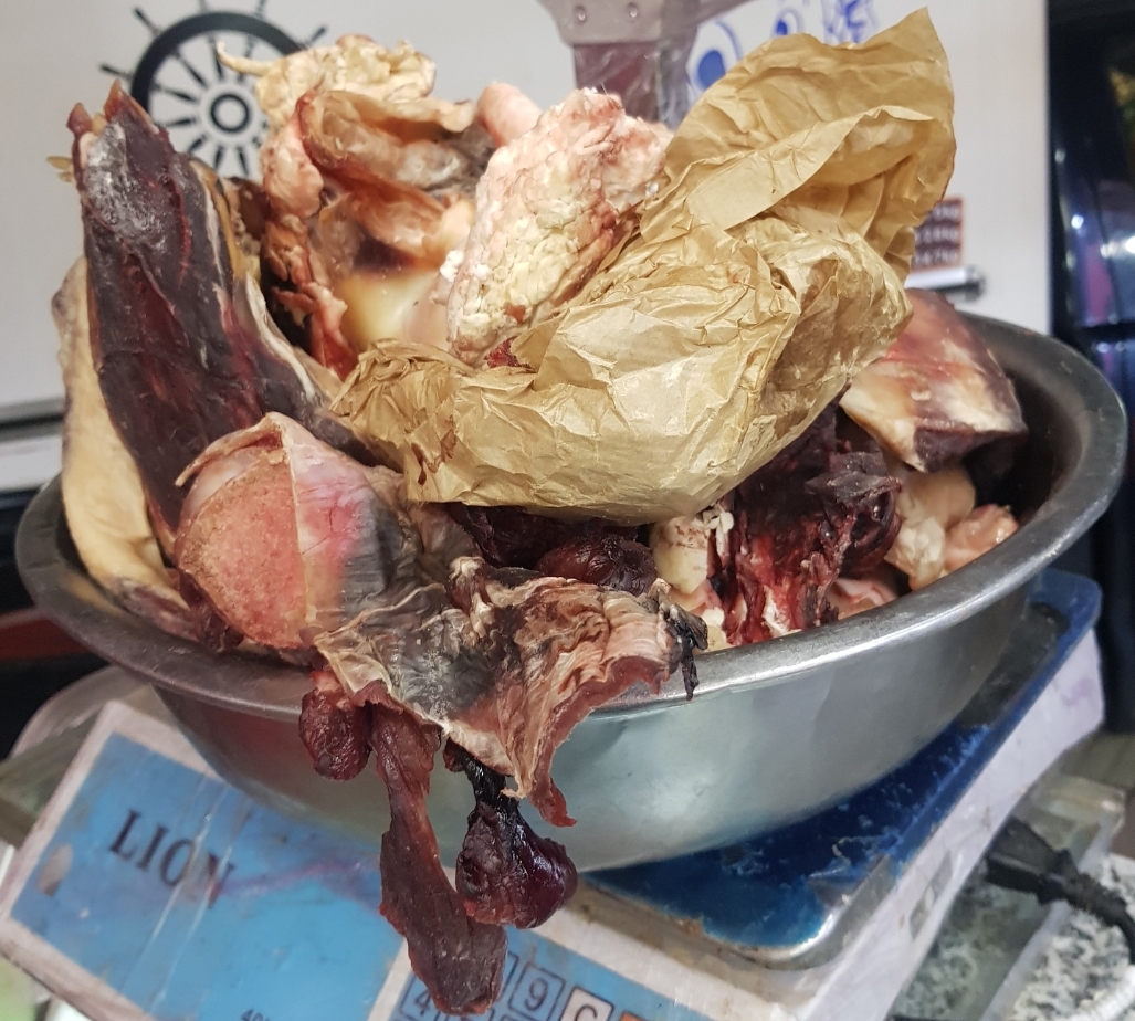 تافراوت : حجز 45 كيلو من اللحوم الفاسدة ( صور ) تافراوت : حجز 45 كيلو من اللحوم الفاسدة ( صور )