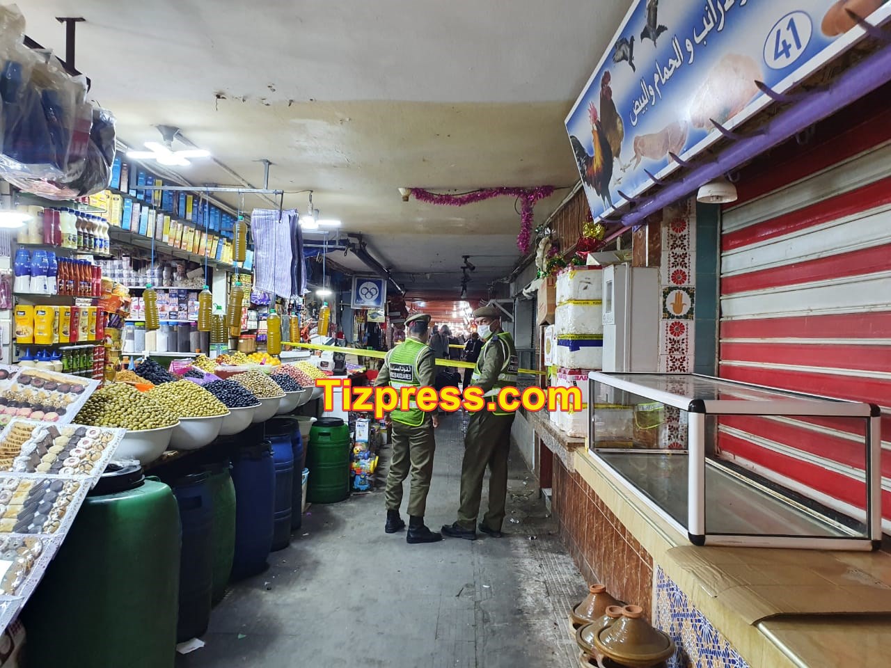 تيزنيت :استنفار أمني و حملات تمشيطية لتوقيف قاتل السائحة الفرنسية ( + صور من مسرح الجريمة ) تيزنيت :استنفار أمني و حملات تمشيطية لتوقيف قاتل السائحة الفرنسية ( + صور من مسرح الجريمة )