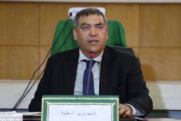 وزير الداخلية يحث عمال الأقاليم الصرامة من أجل الحد من البلطجة داخل دورات الجماعات الترابية وزير الداخلية يحث عمال الأقاليم الصرامة من أجل الحد من البلطجة داخل دورات الجماعات الترابية