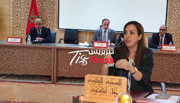 تيزنيت:في لقاء مع القائدة الجديدة للمقاطعة الثالثة .. فعاليات جمعوية تستنكر الفوضى التي يعيشها هذا النفوذ الإداري