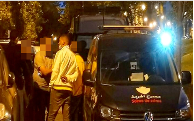 تيزنيت :رائحة كريهة تكشف عن جثة شخص داخل سيارة مركونة بالشارع العام