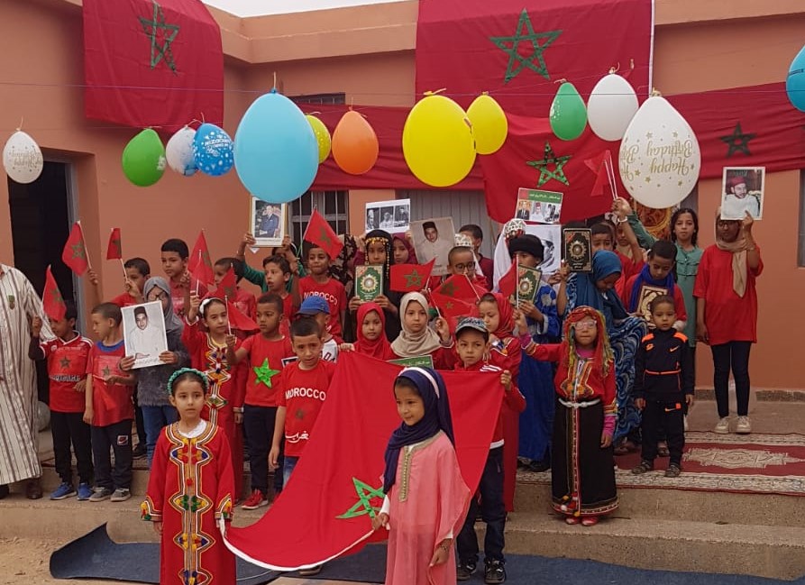 أكلو :الوحدة المدرسية العوينة تخلد ذكرى المسيرة الخضراء وعيد الإستقلال أكلو :الوحدة المدرسية العوينة تخلد ذكرى المسيرة الخضراء وعيد الإستقلال