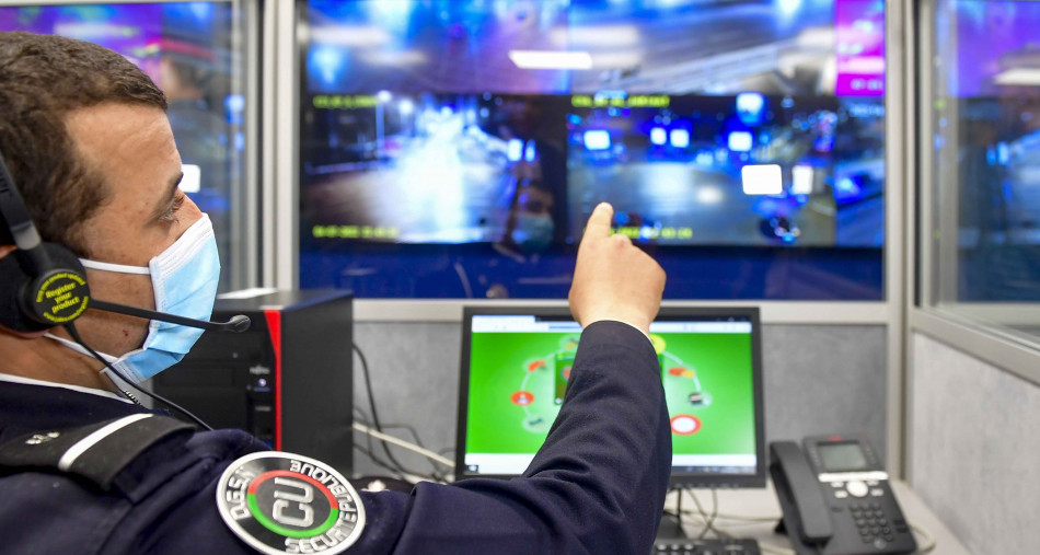 قرصنة المعطيات البنكية والسرقة .. توقيف 6 أشخاص بكل من أكادير و العيون و البيضاء قرصنة المعطيات البنكية والسرقة .. توقيف 6 أشخاص بكل من أكادير و العيون و البيضاء