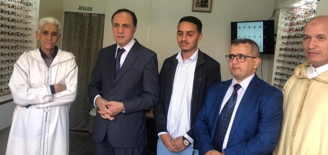 تيزنيت : مشاريع منصة الشباب..عامل الإقليم يفتتح محل للبصريات و قياس البصر بتيغمي تيزنيت : مشاريع منصة الشباب..عامل الإقليم يفتتح محل للبصريات و قياس البصر بتيغمي