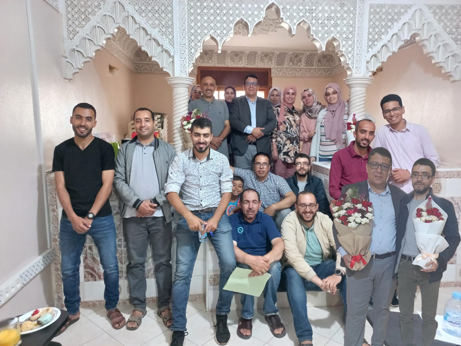 أيت اسفن:تكريم و توديع مدير مجموعة “مدارس البيروني” بمعية أستاذ بعد استفادتهما من الحركة الانتقالية ( صور ) أيت اسفن:تكريم و توديع مدير مجموعة “مدارس البيروني” بمعية أستاذ بعد استفادتهما من الحركة الانتقالية ( صور )