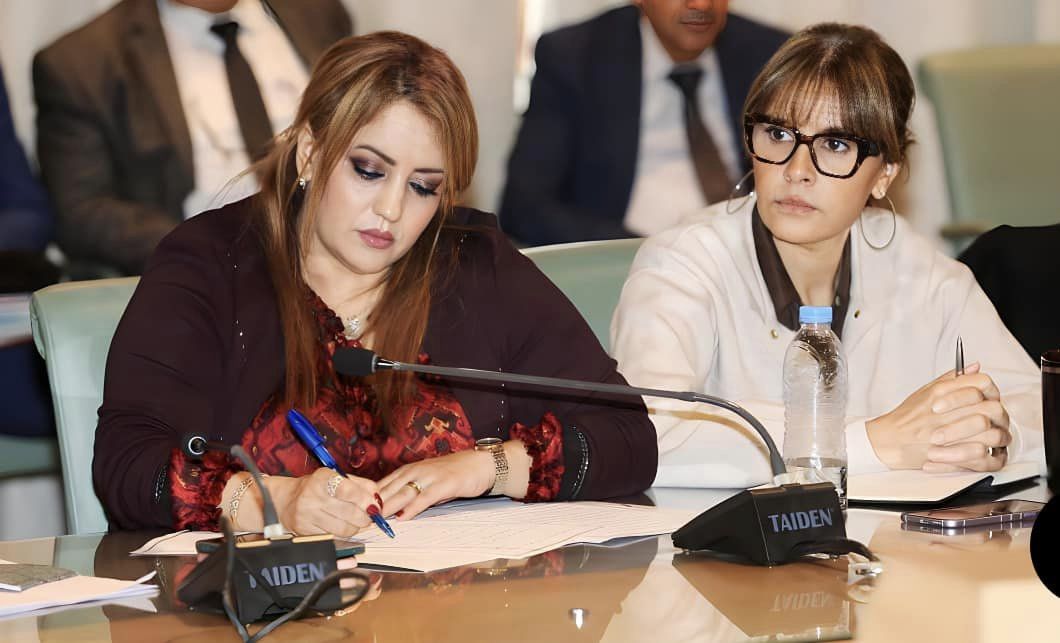 “أروهال” تُحمّل الحكومة مسؤولية”أزمة النظام الأساسي” و تطالب بالرفع من المستوى المادي للاساتذة “أروهال” تُحمّل الحكومة مسؤولية”أزمة النظام الأساسي” و تطالب بالرفع من المستوى المادي للاساتذة