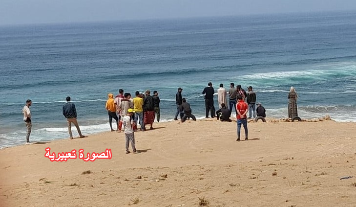 أكلو : مصرع شابين غرقا في شاطئ سيدي موسى ( فيديو ) أكلو : مصرع شابين غرقا في شاطئ سيدي موسى ( فيديو )
