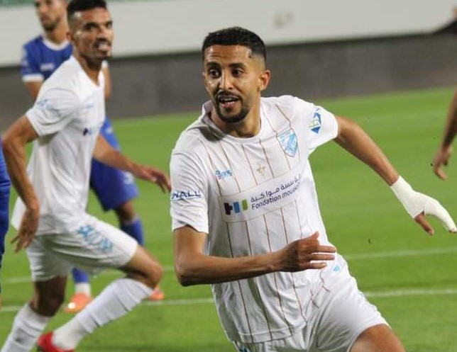 أمل تيزنيت يعود بانتصار خارج ميدانه ويعزز آماله بالمنافسة على الصعود أمل تيزنيت يعود بانتصار خارج ميدانه ويعزز آماله بالمنافسة على الصعود