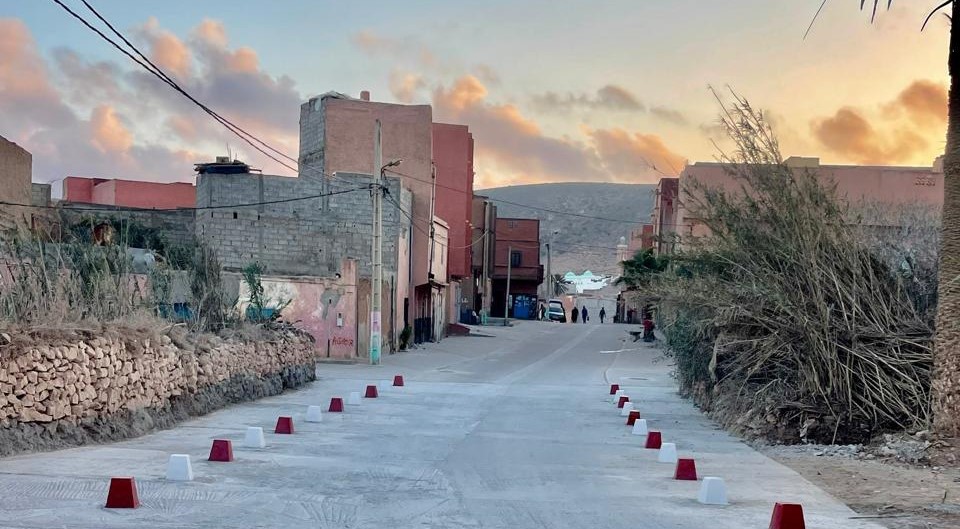 أكلو : انتهاء اشغال تاهيل الاحياء الناقصة التجهيز بمركز الجماعة ( صور ) أكلو : انتهاء اشغال تاهيل الاحياء الناقصة التجهيز بمركز الجماعة ( صور )