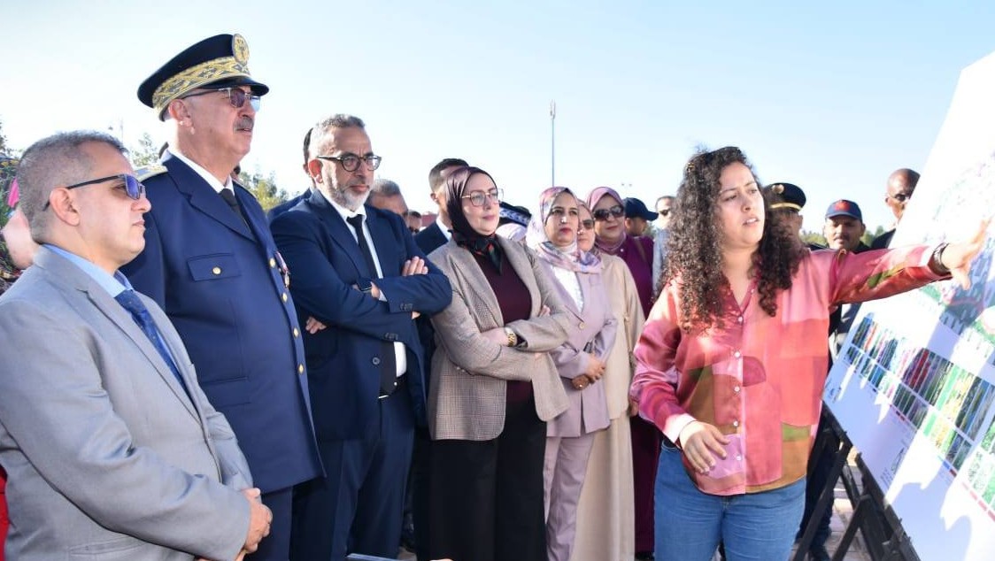 تيزنيت : 200 مليون درهم لتهيئة مداخل تيزنيت.. والجوهري يُشدّد على احترام الآجال والجودة ( فيديو )