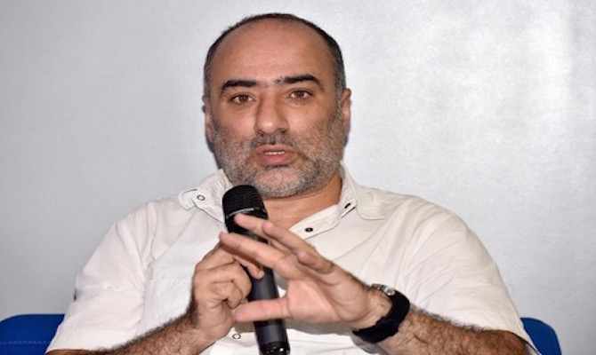 نقاش ساعات العمل بالتعليم الابتدائي يتجدد على إثر فهم الوزير لدراسة “طاليس”.