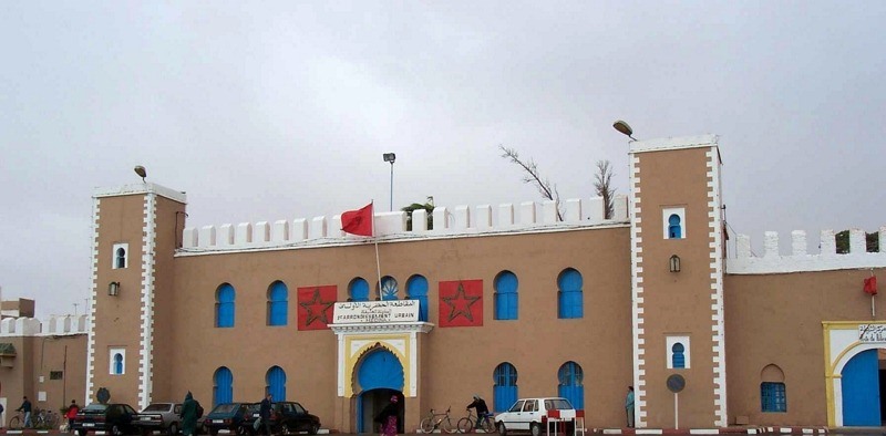 قرار نقل الملحقة الإدارية الأولى بتيزنيت يثير جدلا واسعا.