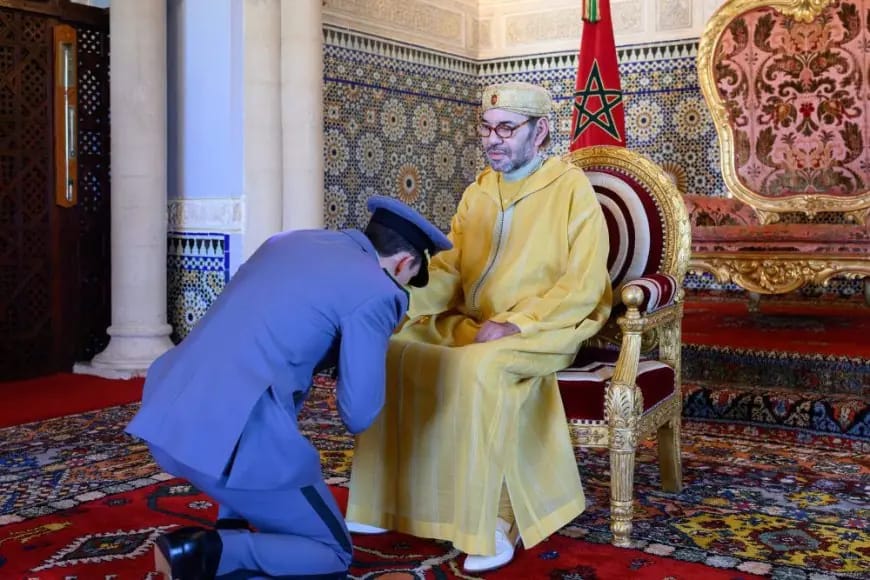 جلالة الملك محمد السادس يعين ولي العهد الأمير مولاي الحسن منسقا لمكاتب القيادة العليا للقوات المسلحة الملكية.